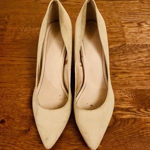 Beige corporate wear heels